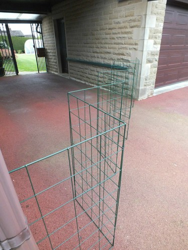 Foldable dog fence - dog, gate